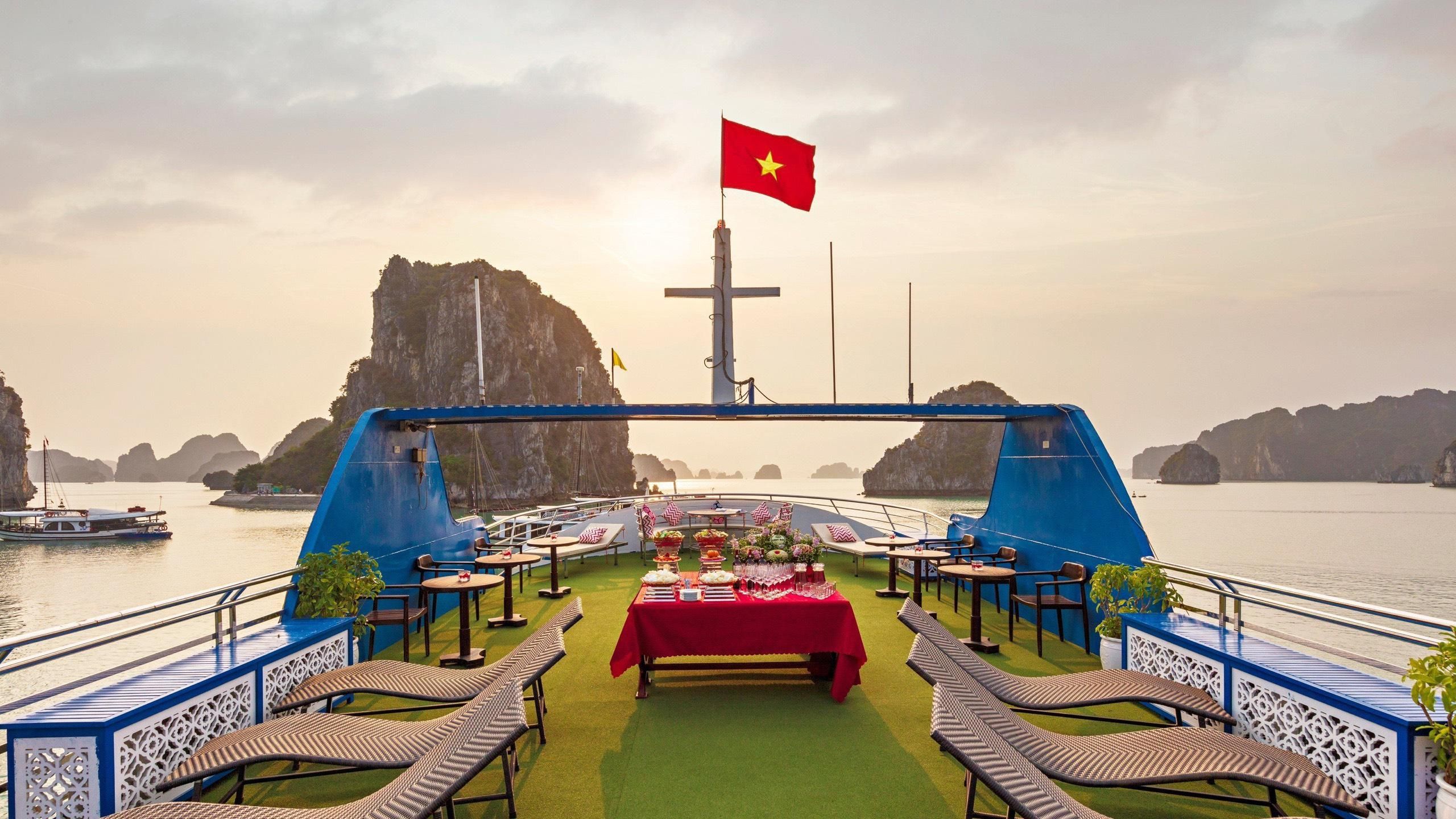 Cozy Bay Premium Cruise Day tour in Halong Bay, Vietnam