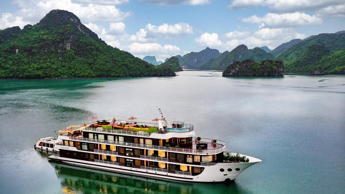 Dora Cruise Halong