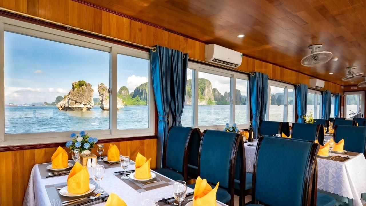 Wego Halong Bay day cruise