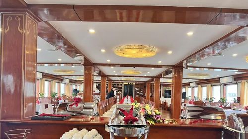 CROWN LEGEND CRUISE halong