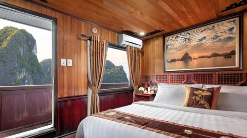 Cozy Bay Classic Cruise Halong Bay