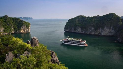 Dora Cruise Halong