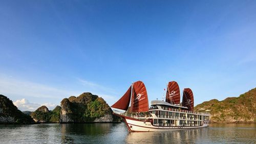 V’Spirit Cruises in Halong Bay and Lan Ha Bay